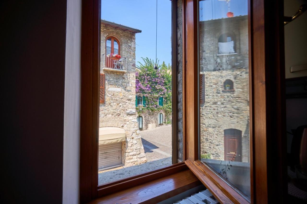 Ferienwohnung Porto Valentino 2 Sirmione Exterior foto